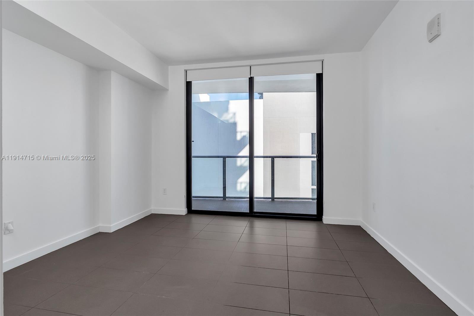 image Canvas Condo27