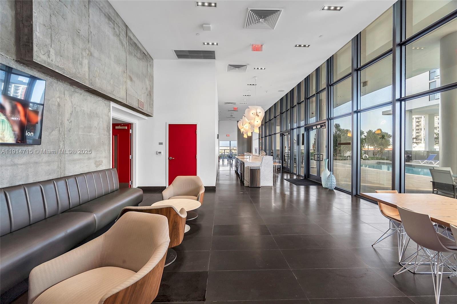 image Canvas Condo38