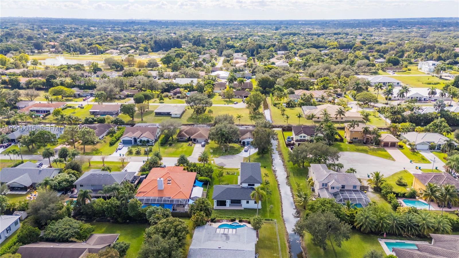 12061 NW 26th St Plantation, FL 33323