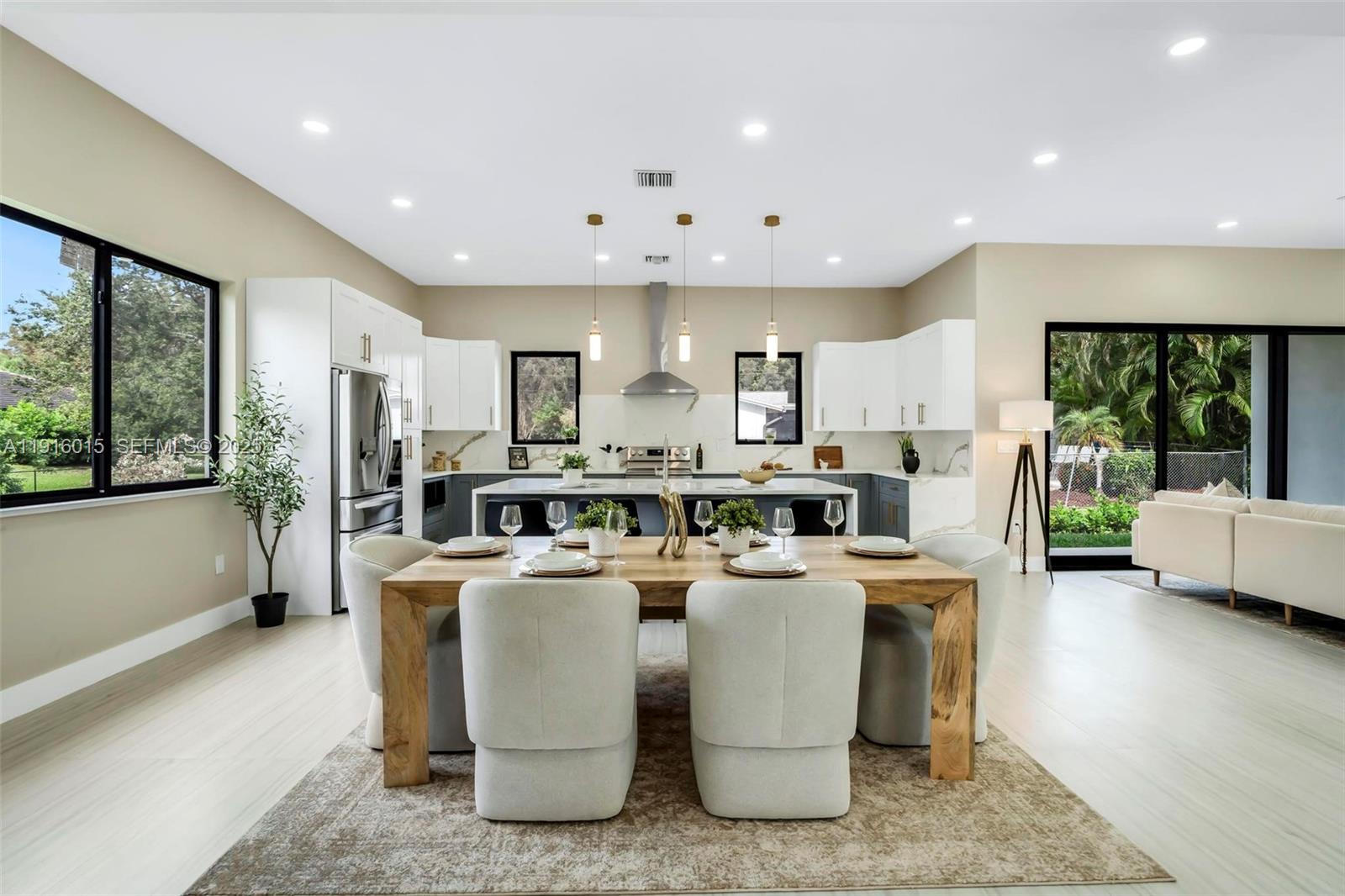 12061 NW 26th St Plantation, FL 33323