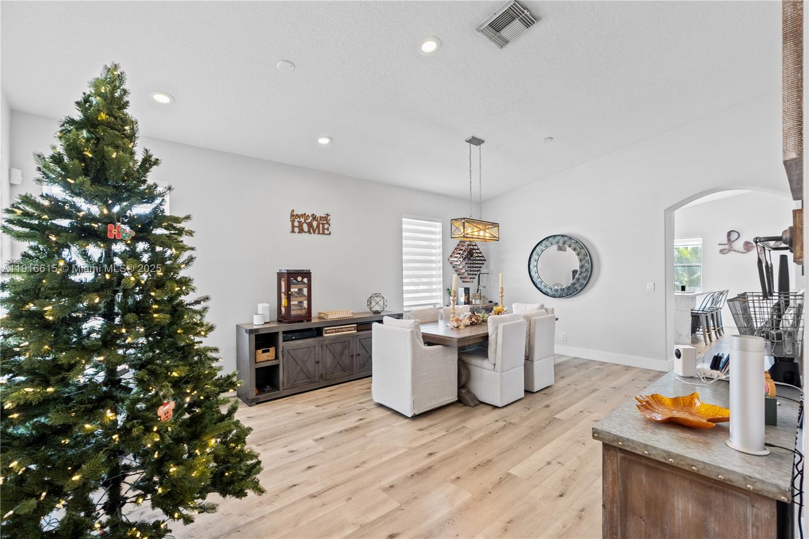 16120 SW 11th St Pembroke Pines, FL 33027