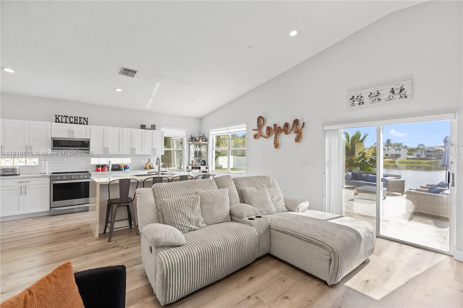 16120 SW 11th St Pembroke Pines, FL 33027