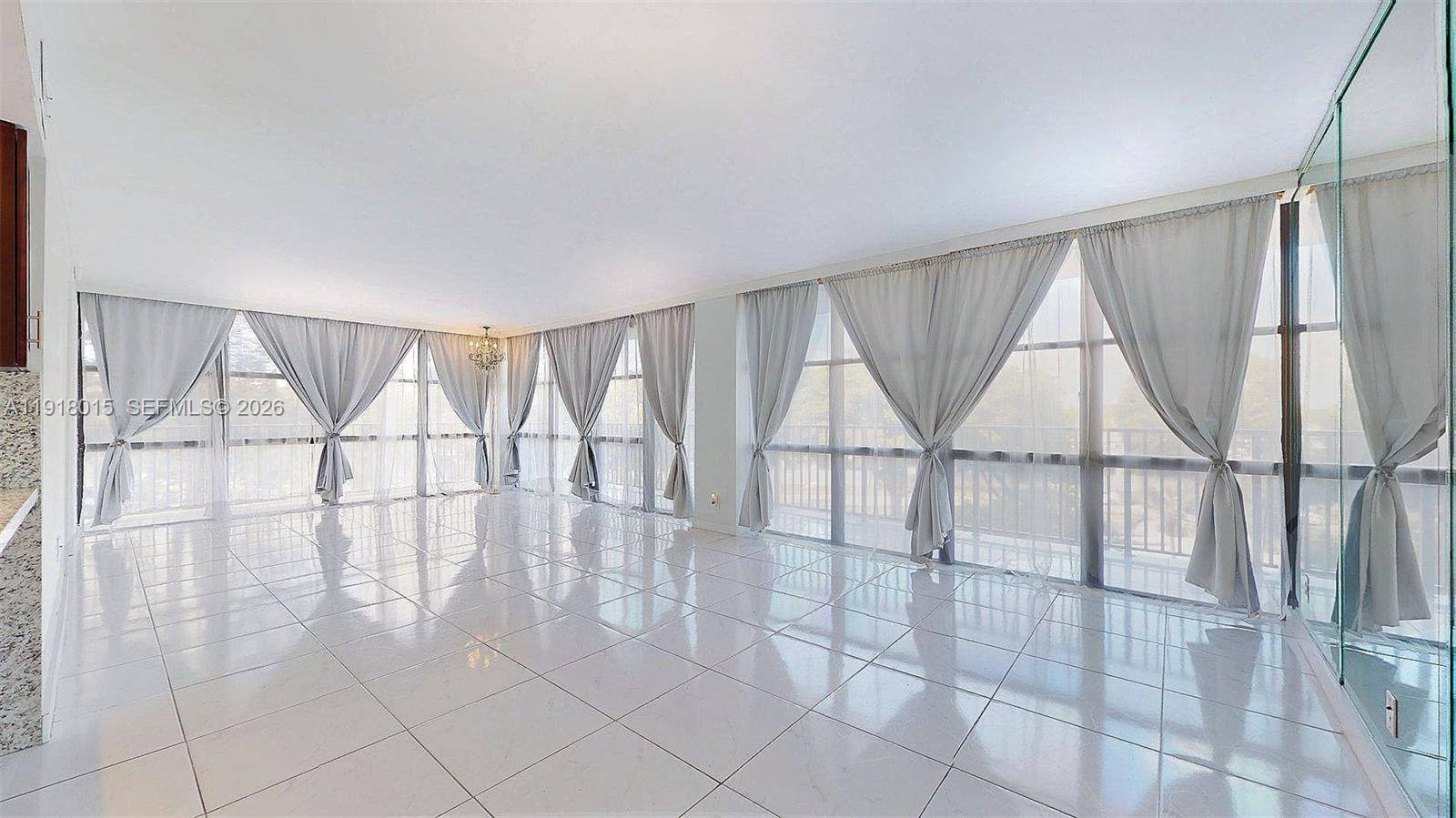 1000 Parkview Dr #431 Hallandale Beach, FL 33009