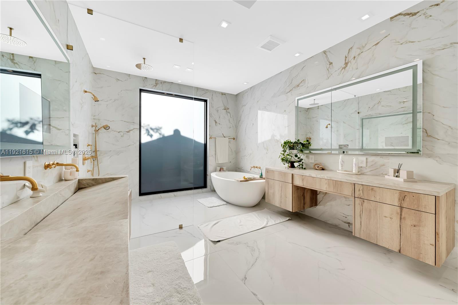 34 SW 26th Rd Miami, FL 33129