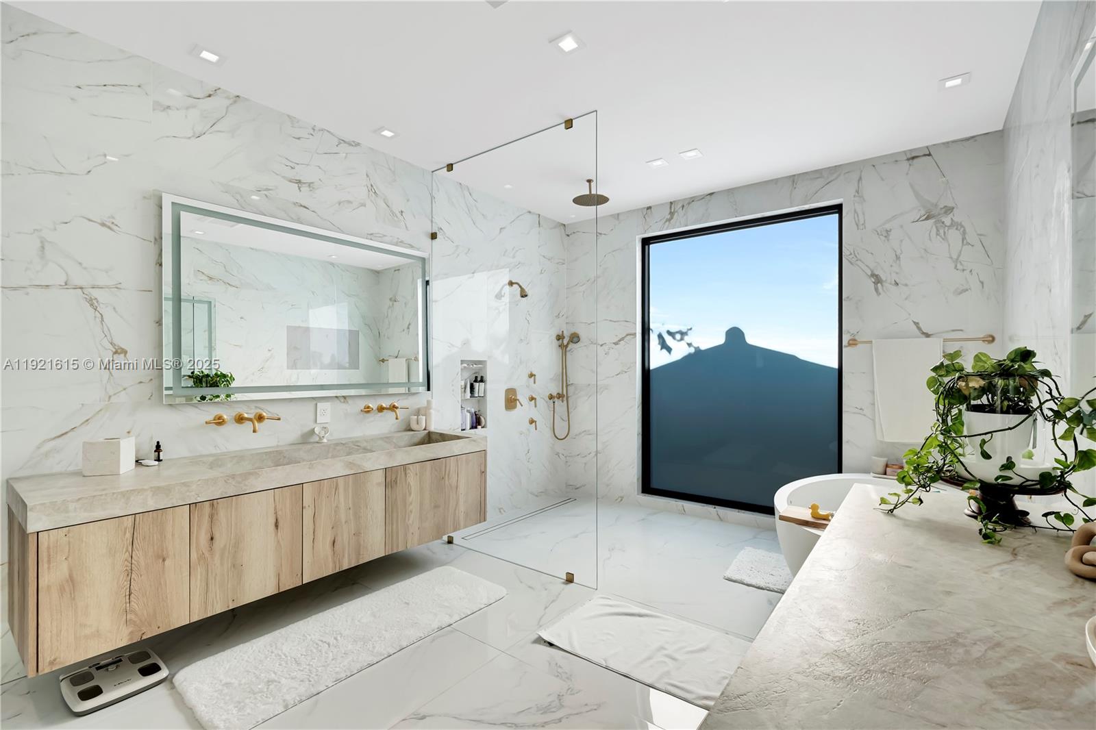 34 SW 26th Rd Miami, FL 33129