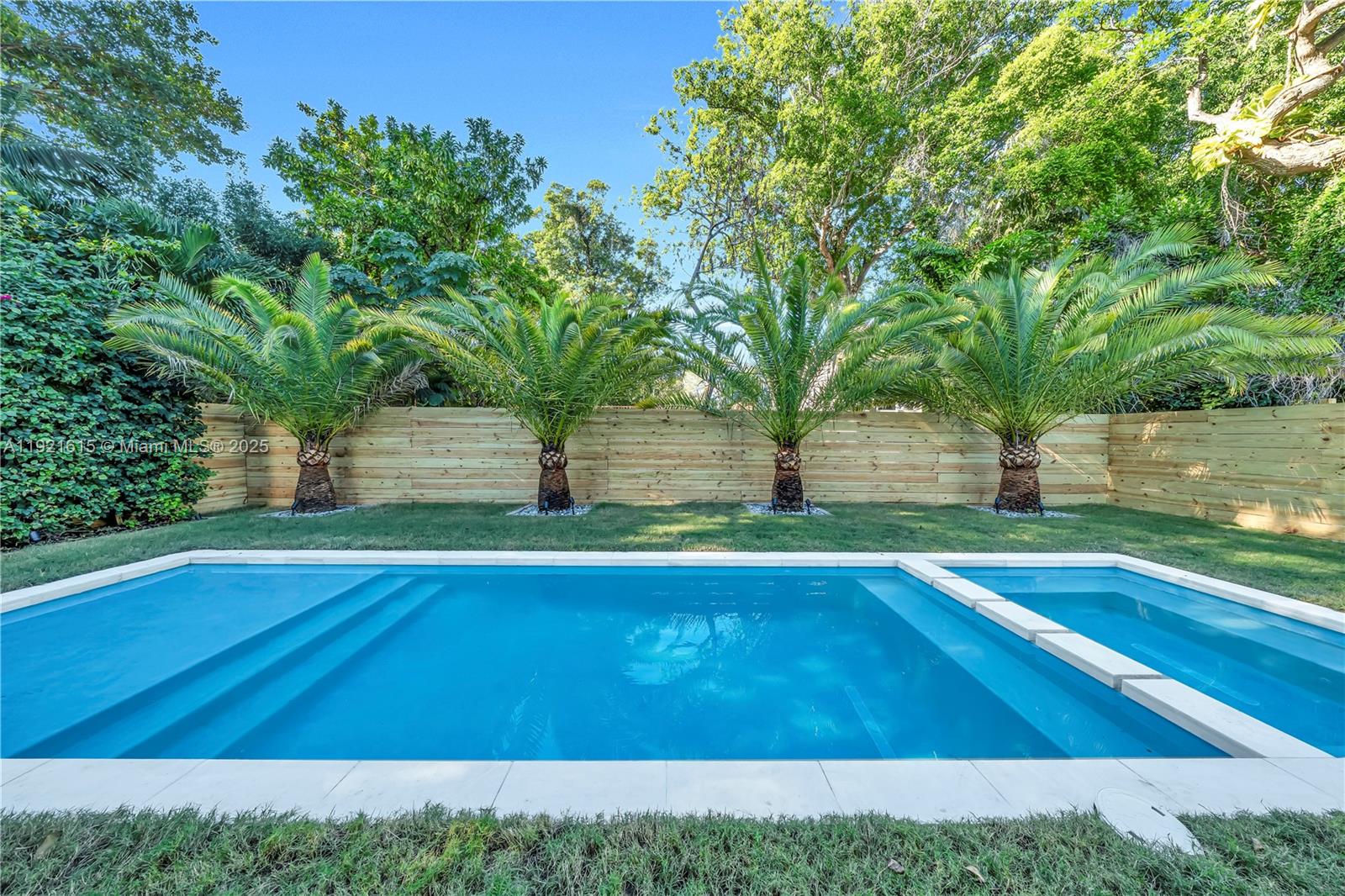 34 SW 26th Rd Miami, FL 33129