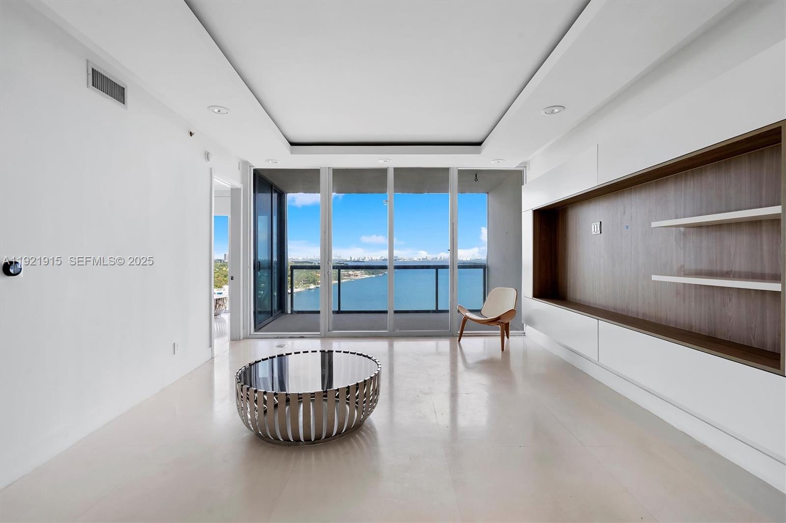 601 NE 36th St #1310 Miami, FL 33137