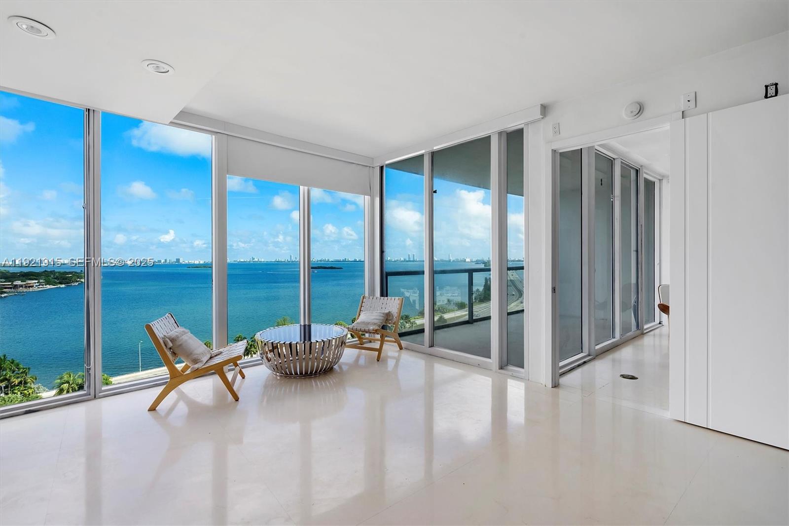 601 NE 36th St #1310 Miami, FL 33137