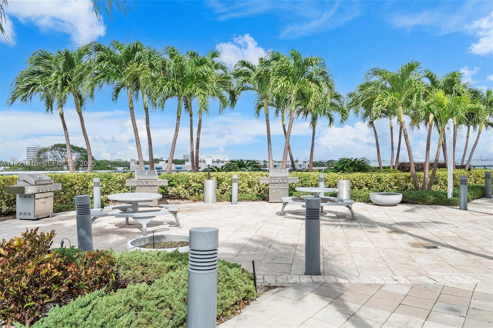 601 NE 36th St #1310 Miami, FL 33137