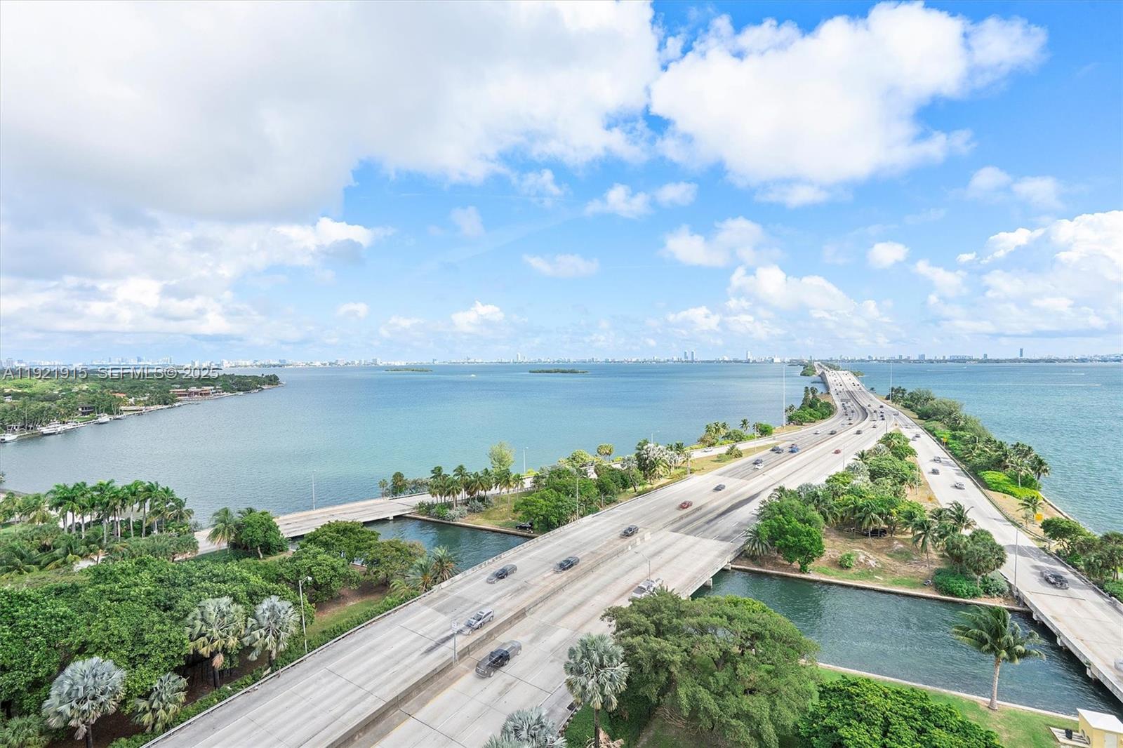 601 NE 36th St #1310 Miami, FL 33137