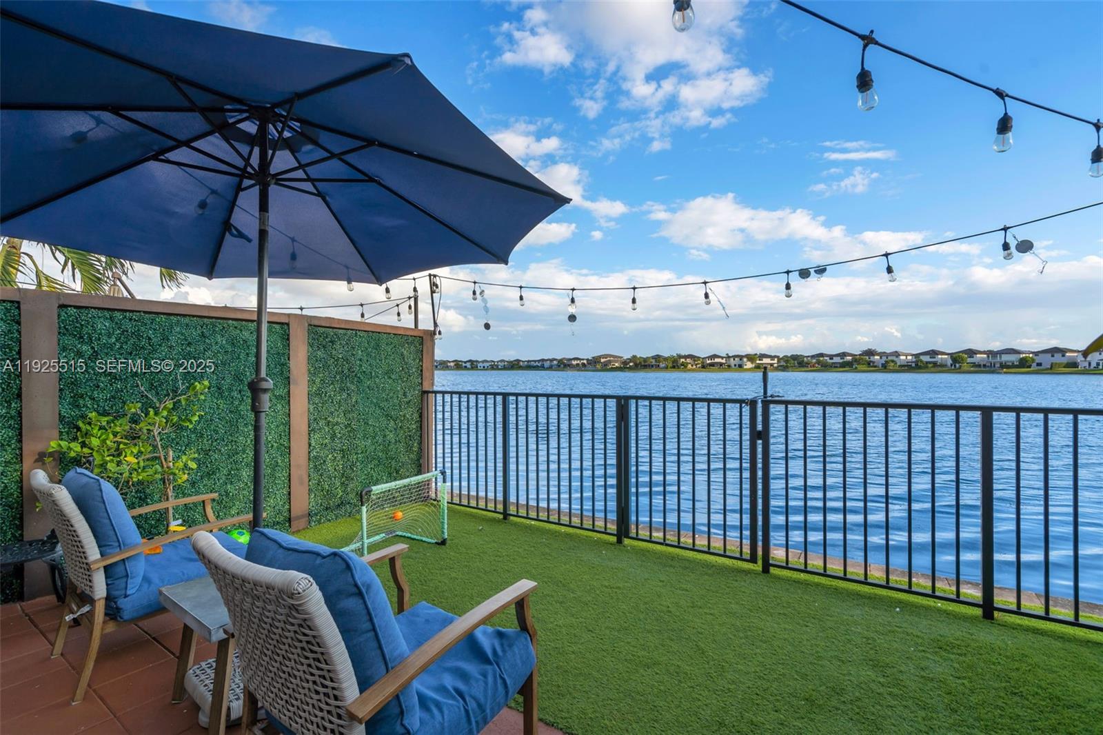 9114 NW 158th St Miami Lakes, FL 33018