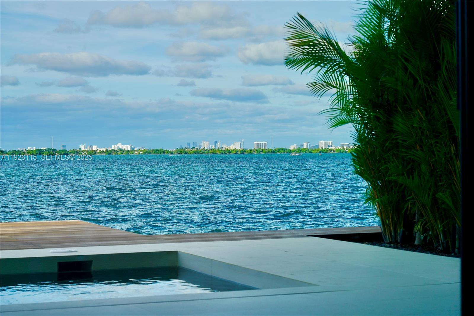 1041 N Venetian Dr Miami, FL 33139