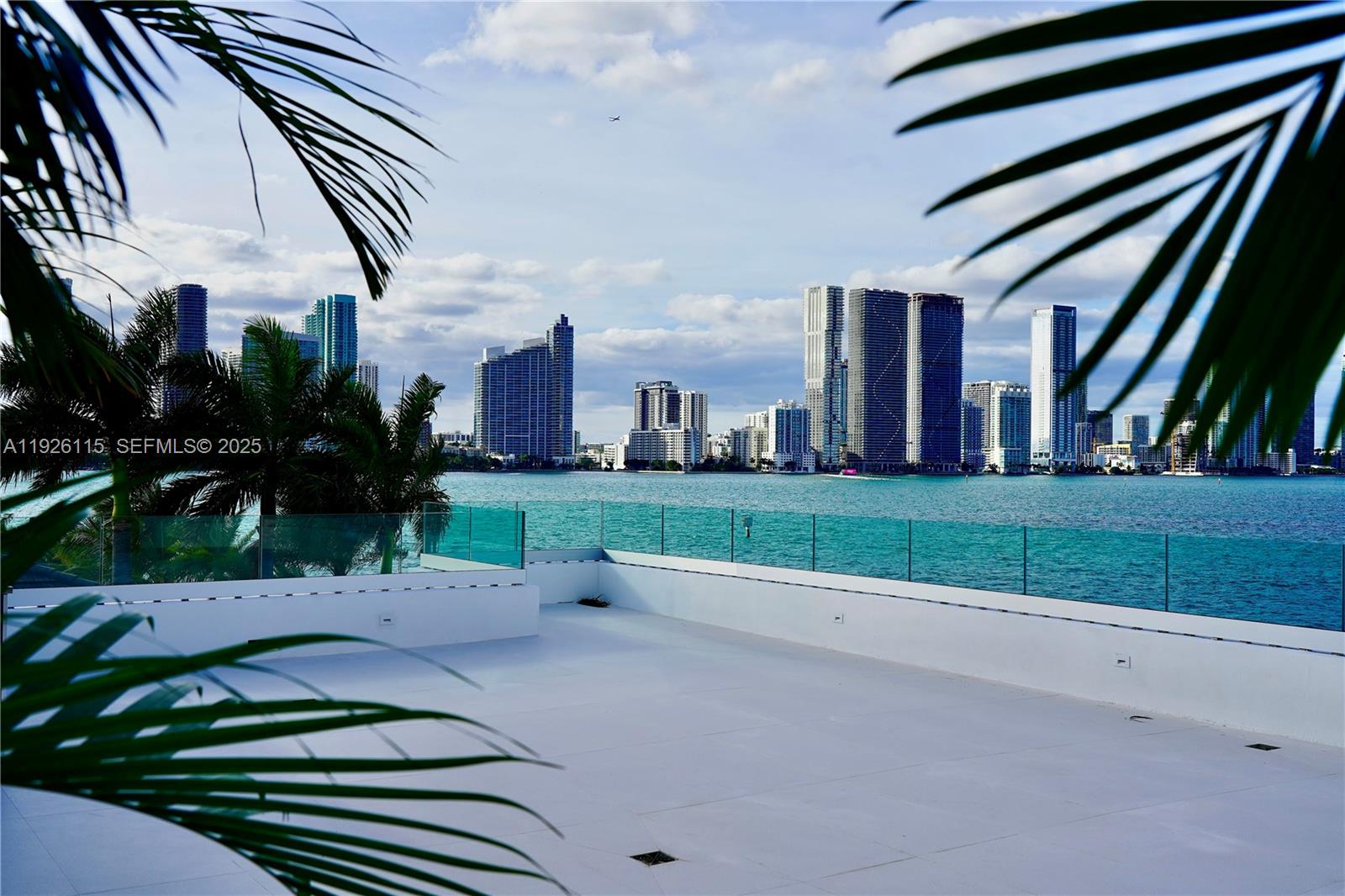 1041 N Venetian Dr Miami, FL 33139