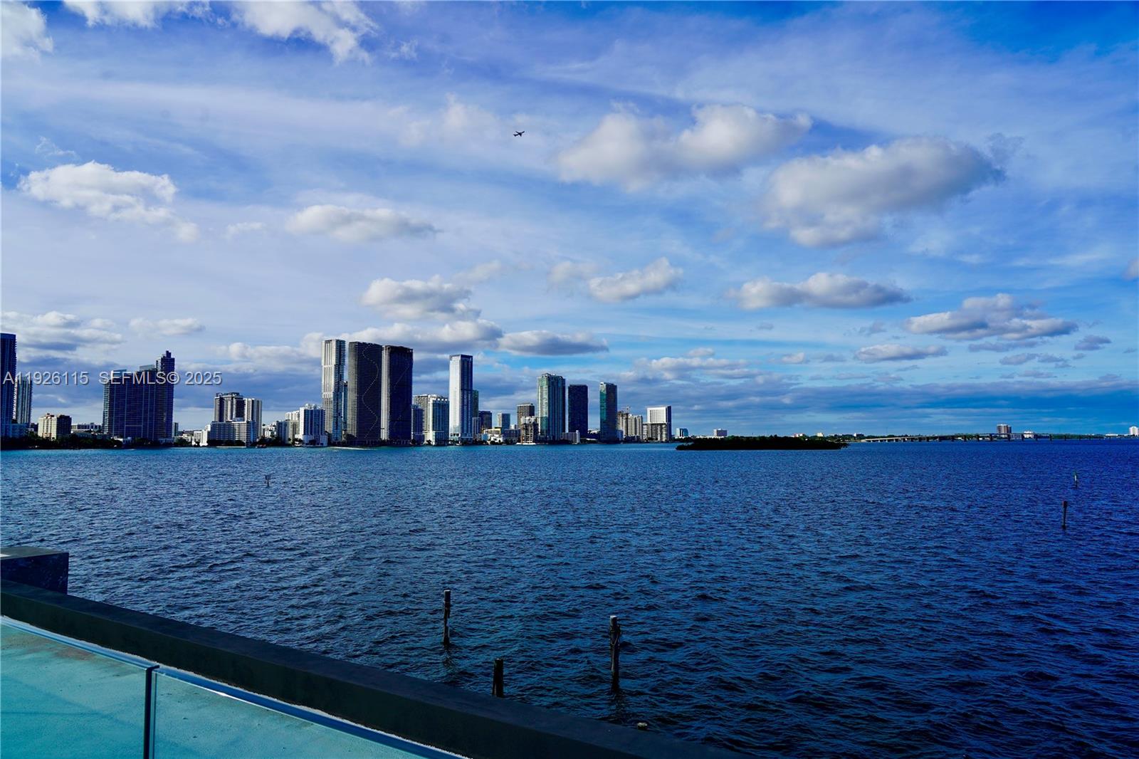 1041 N Venetian Dr Miami, FL 33139