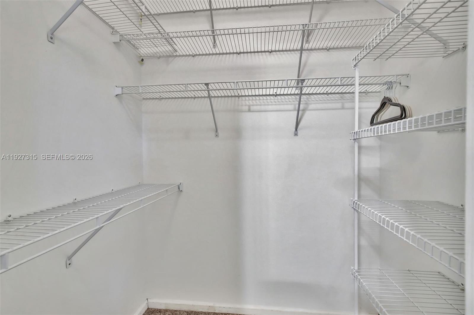 2922 Medinah Weston, FL 33332