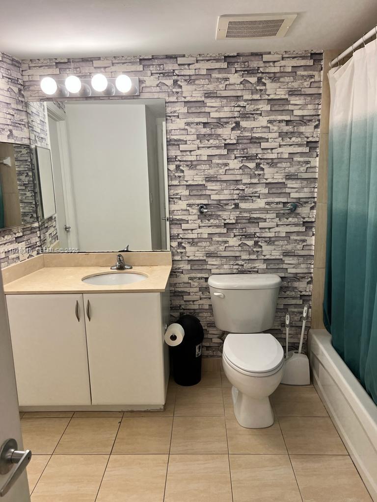 1750 N Bayshore Dr #3109 Miami, FL 33132