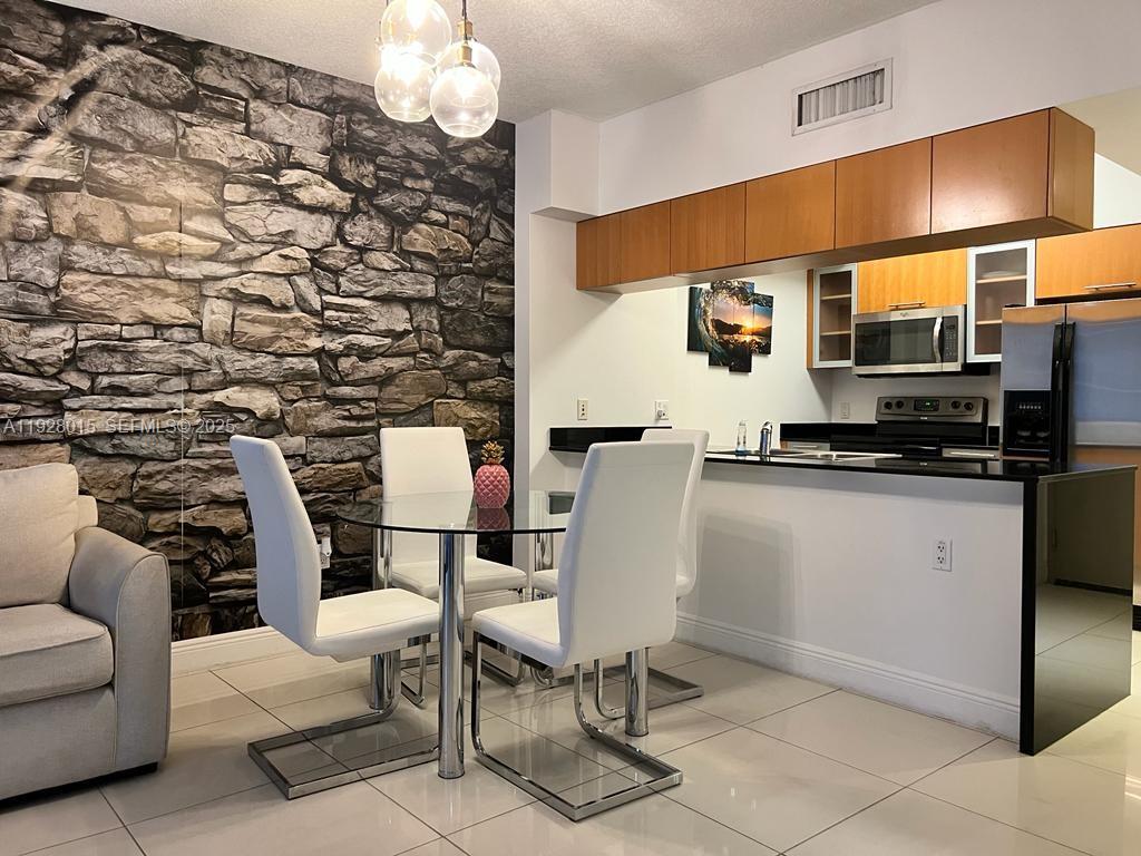 1750 N Bayshore Dr #3109 Miami, FL 33132