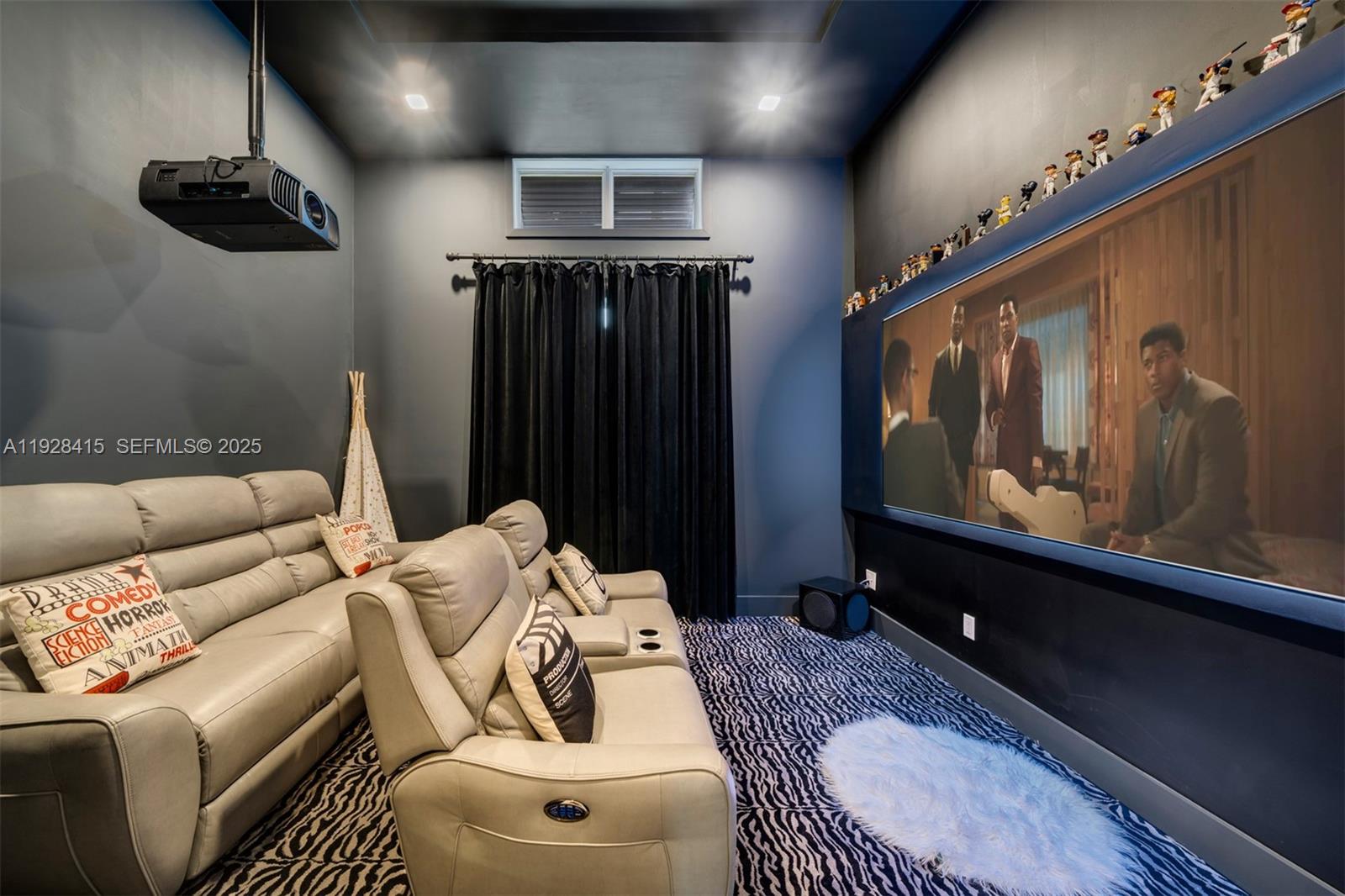 7222 SW 79th Ter Miami, FL 33143