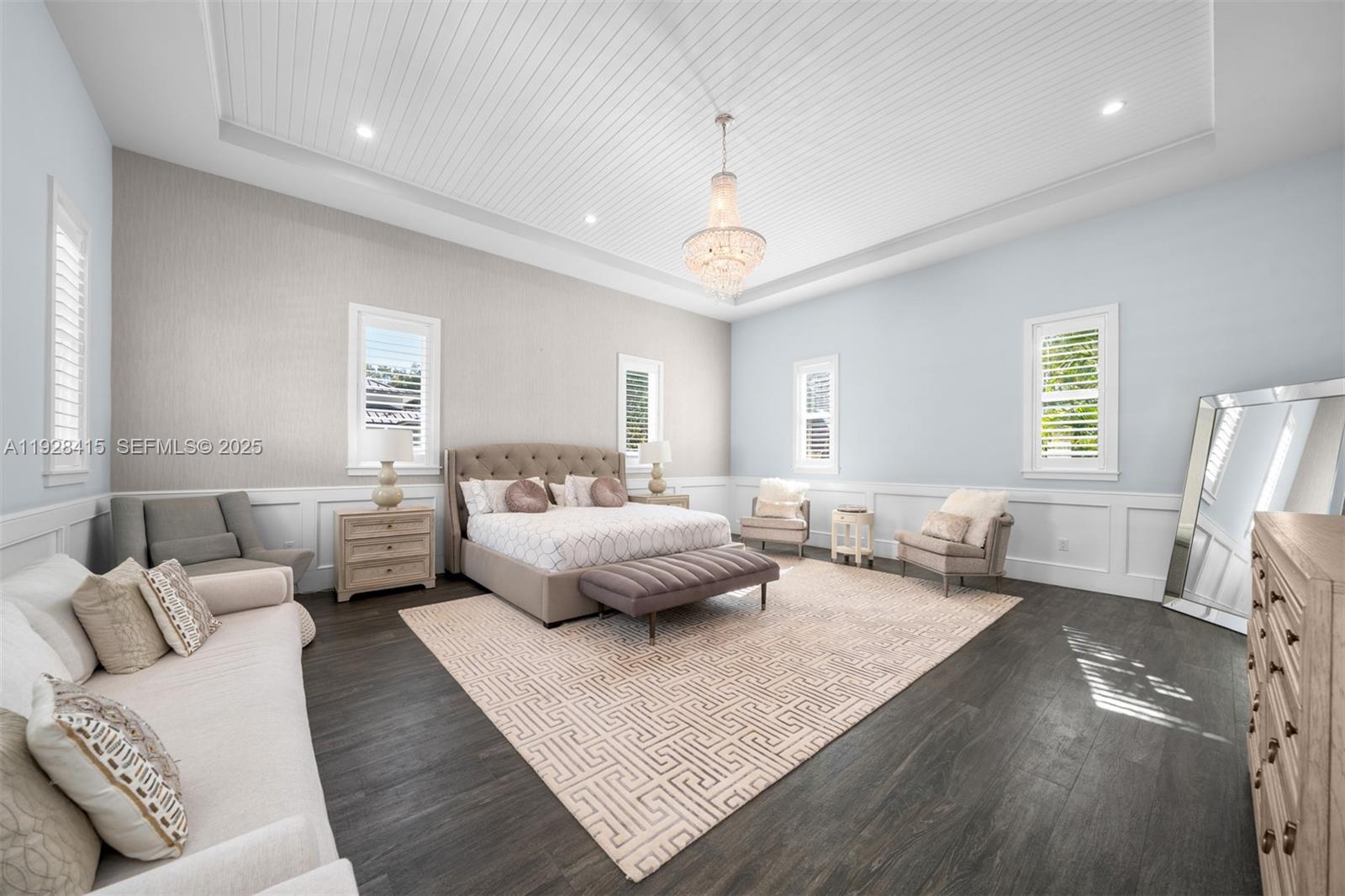 7222 SW 79th Ter Miami, FL 33143