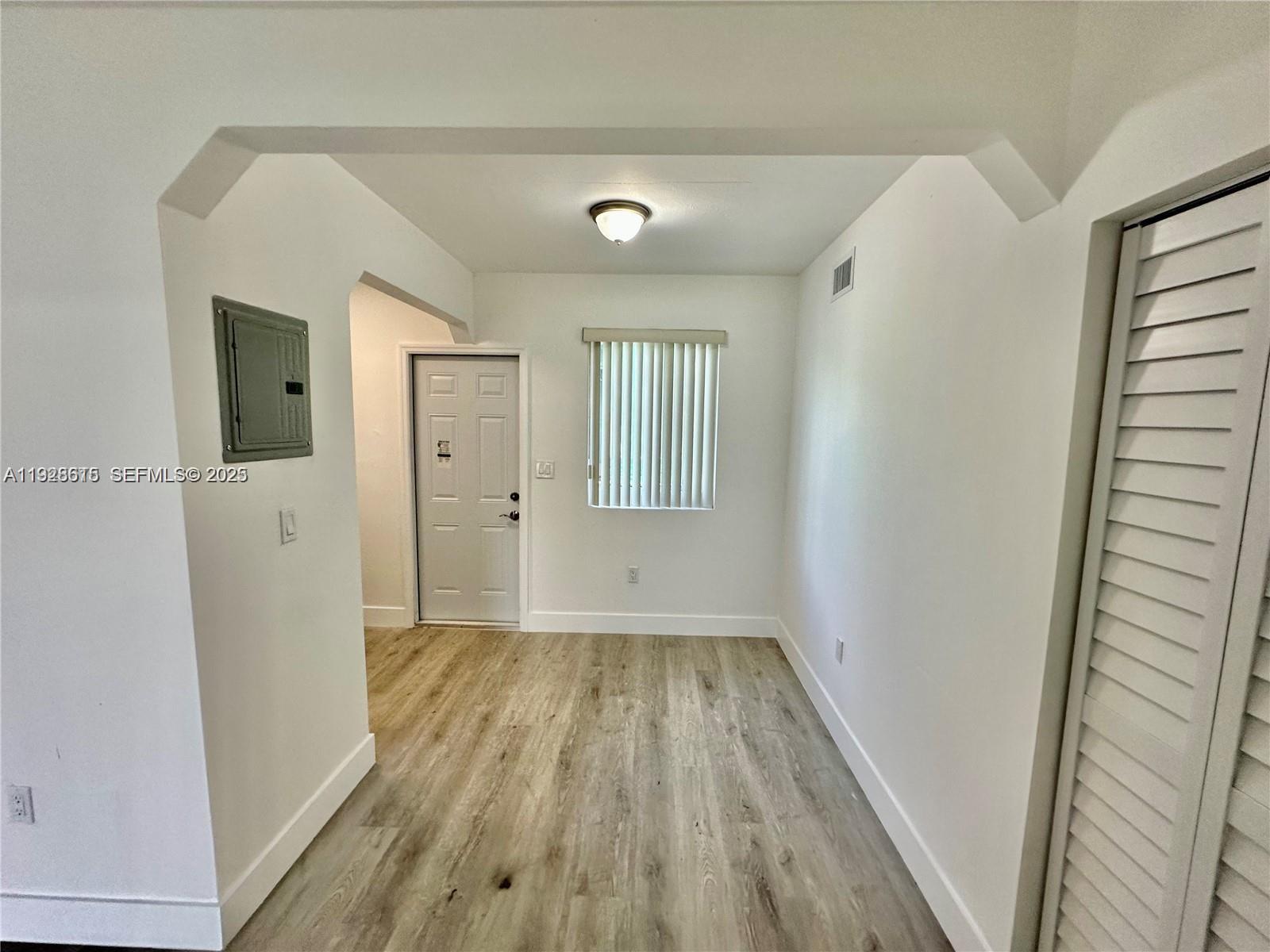 1894 NW 53rd St Miami, FL 33142