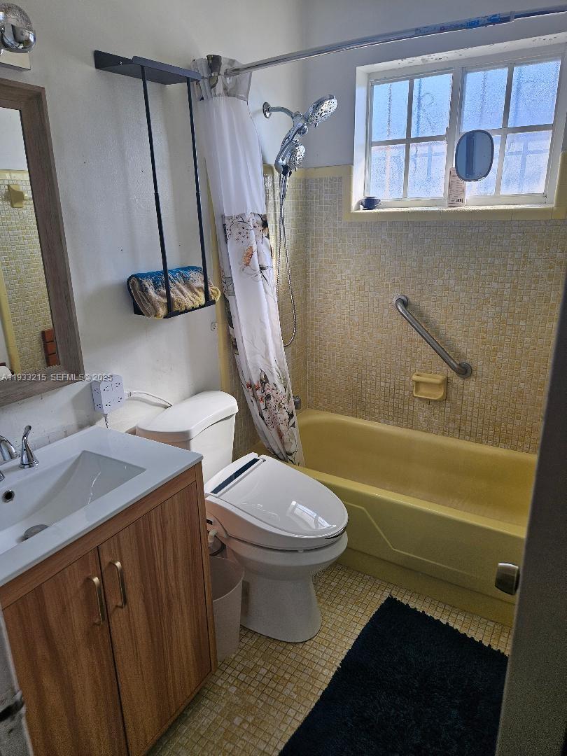 17601 SW 108th Ct Miami, FL 33157