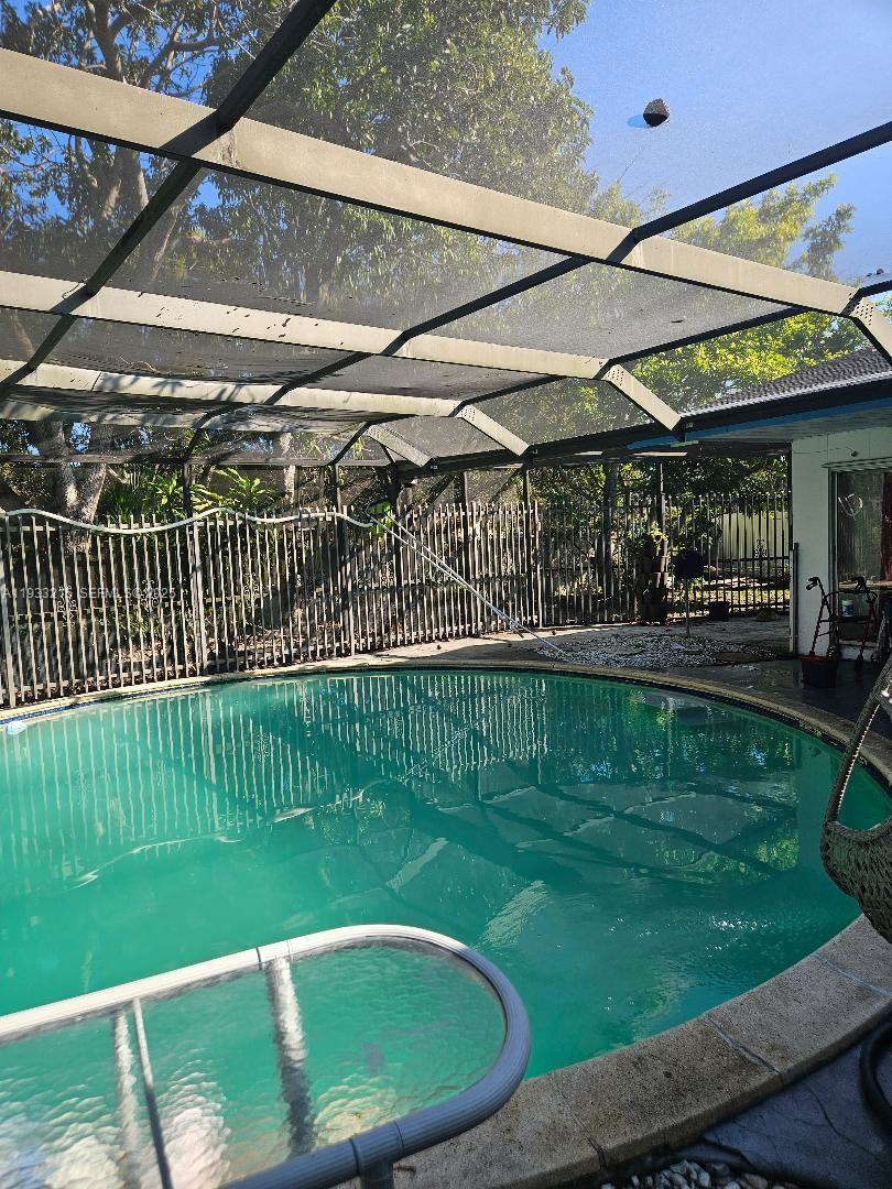 17601 SW 108th Ct Miami, FL 33157