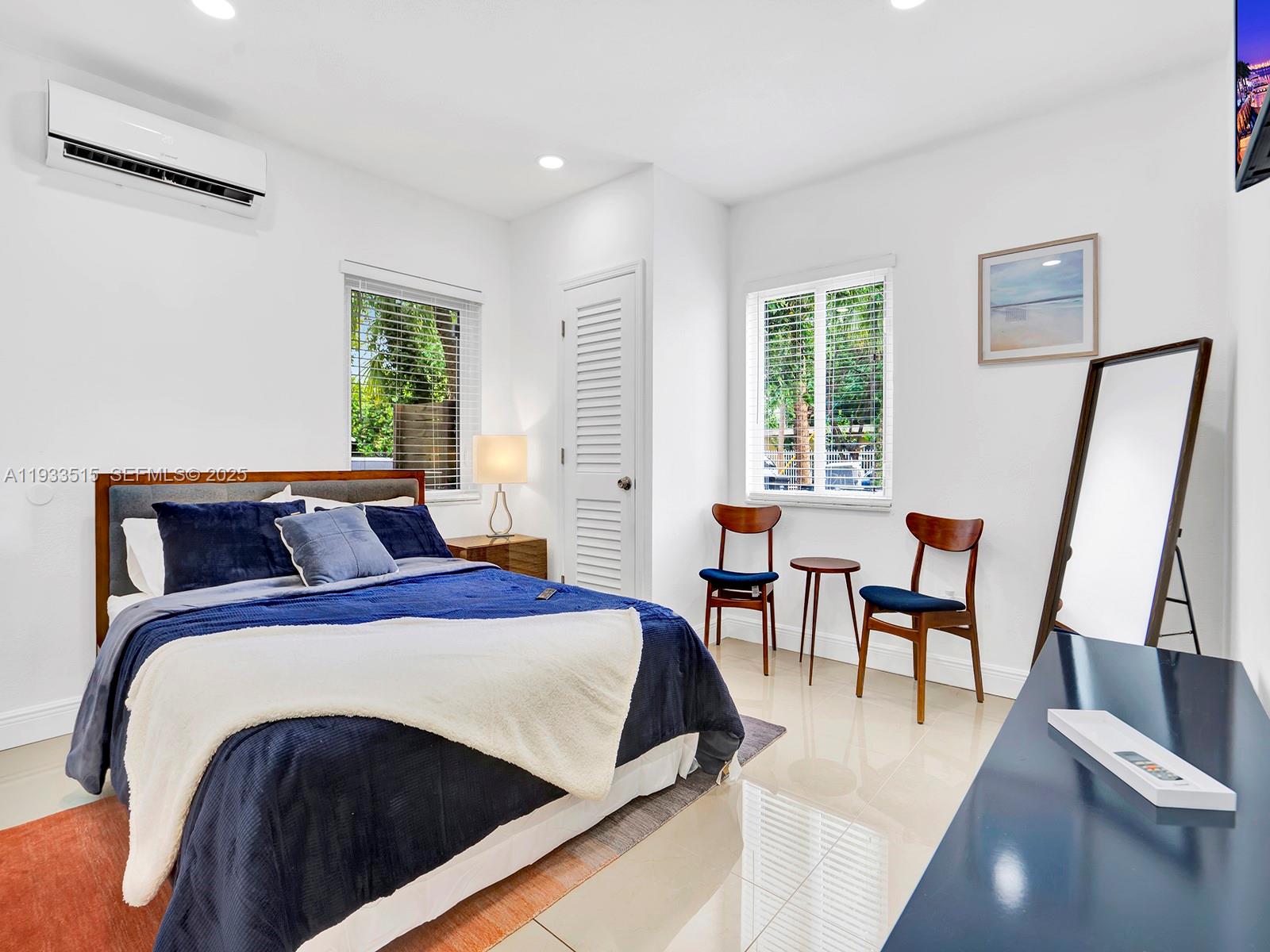 2055 NE 140th St North Miami Beach, FL 33181