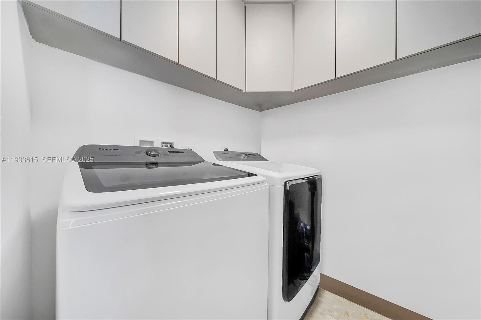 image Nine at Mary Brickell Village14