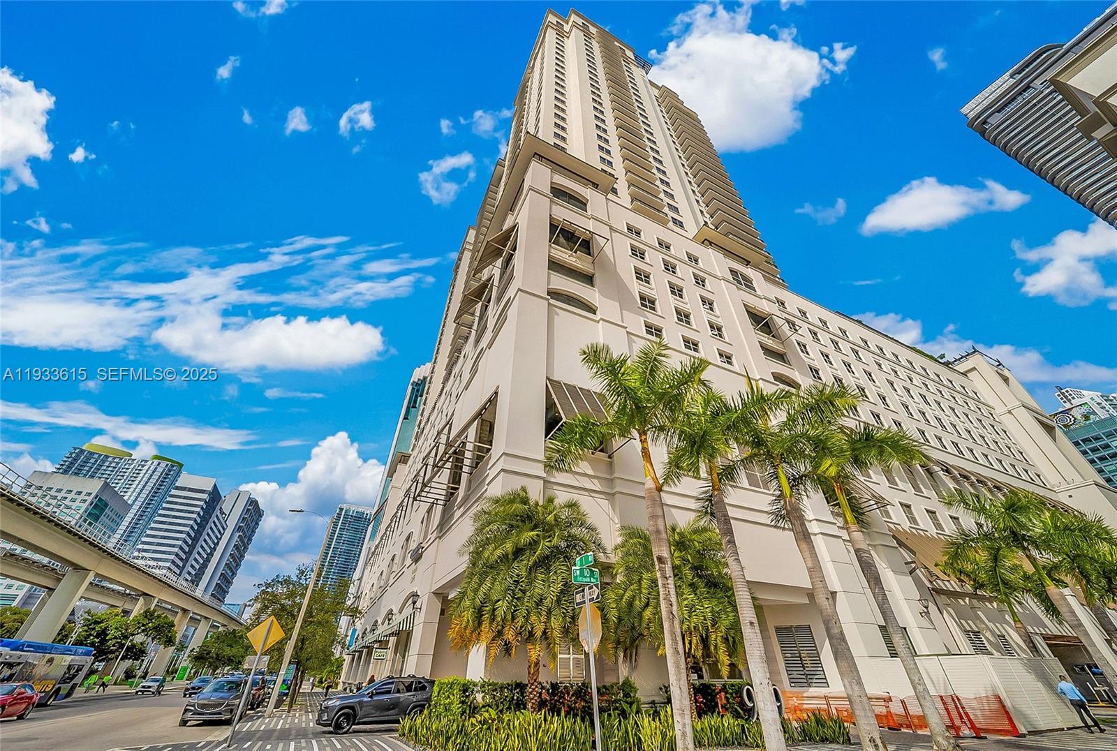 image Nine at Mary Brickell Village19