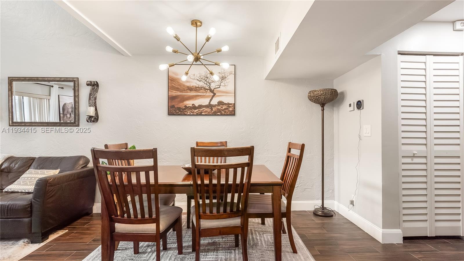 4289 N 76th Ave Davie, FL 33024