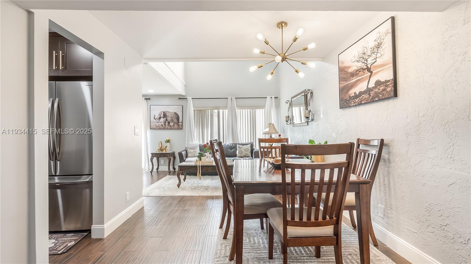 4289 N 76th Ave Davie, FL 33024