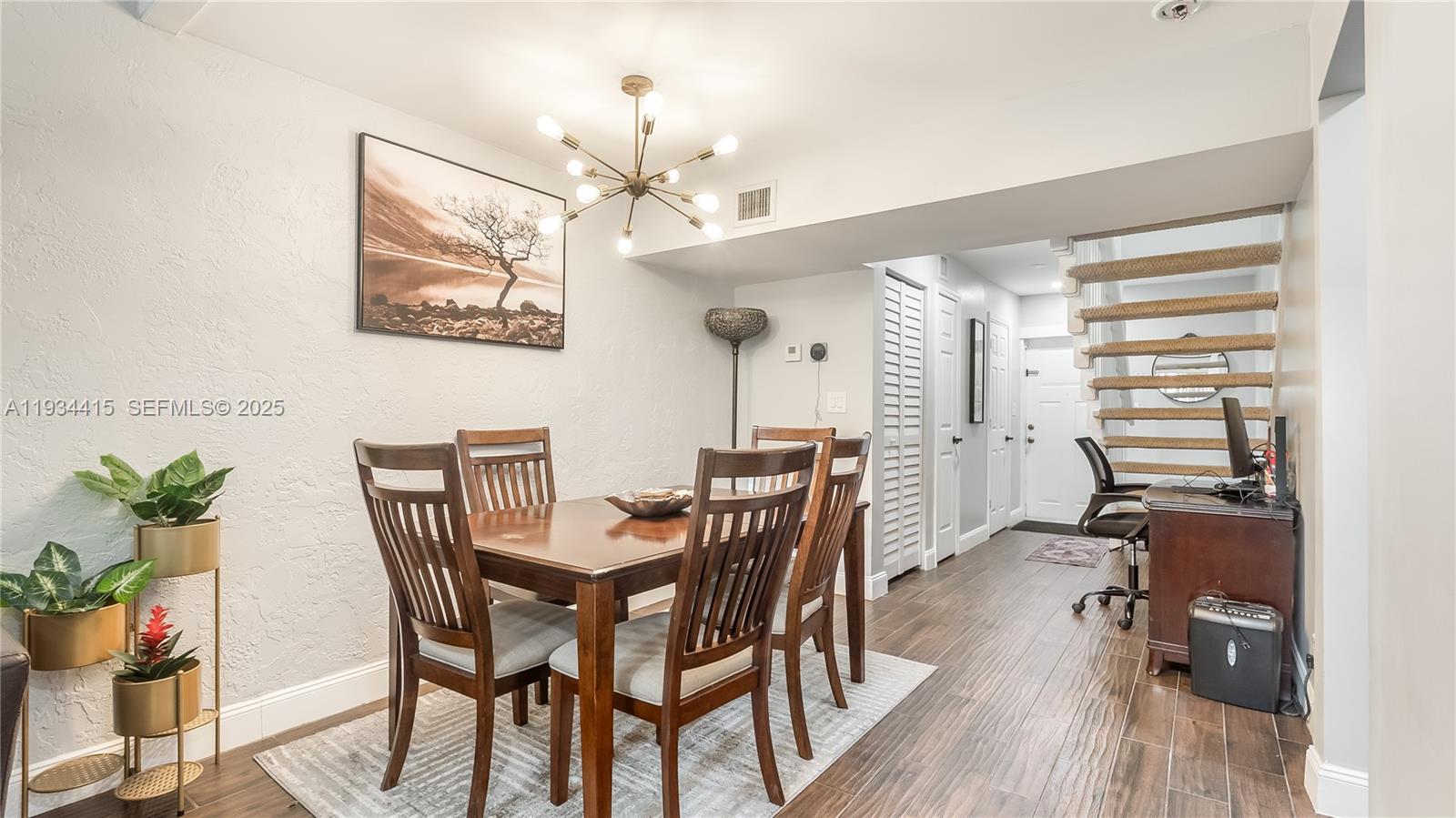 4289 N 76th Ave Davie, FL 33024