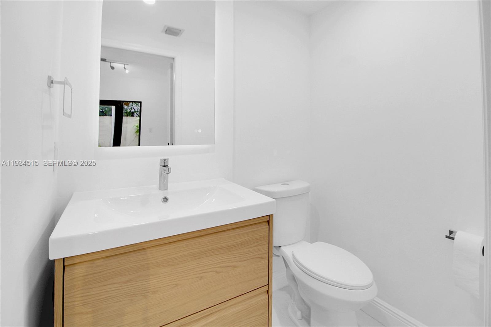 3204 Bird Ave #119 Miami, FL 33133