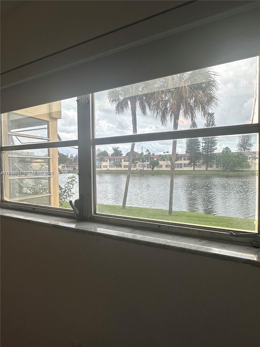 2800 NE 203rd St #10 Aventura, FL 33180