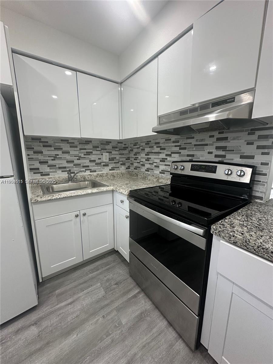 2800 NE 203rd St #10 Aventura, FL 33180