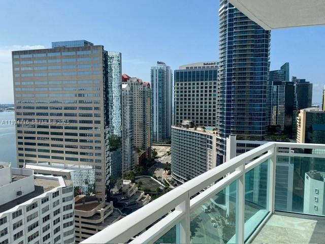 image The Plaza on Brickell East2