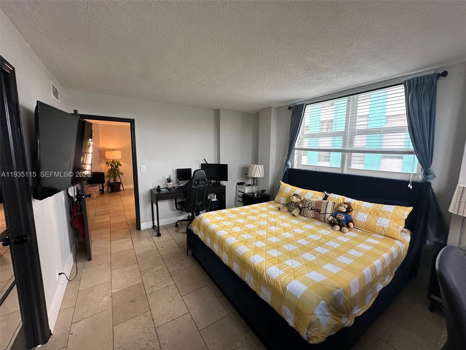 2903 N Miami Bch Blvd #409 North Miami Beach, FL 33160