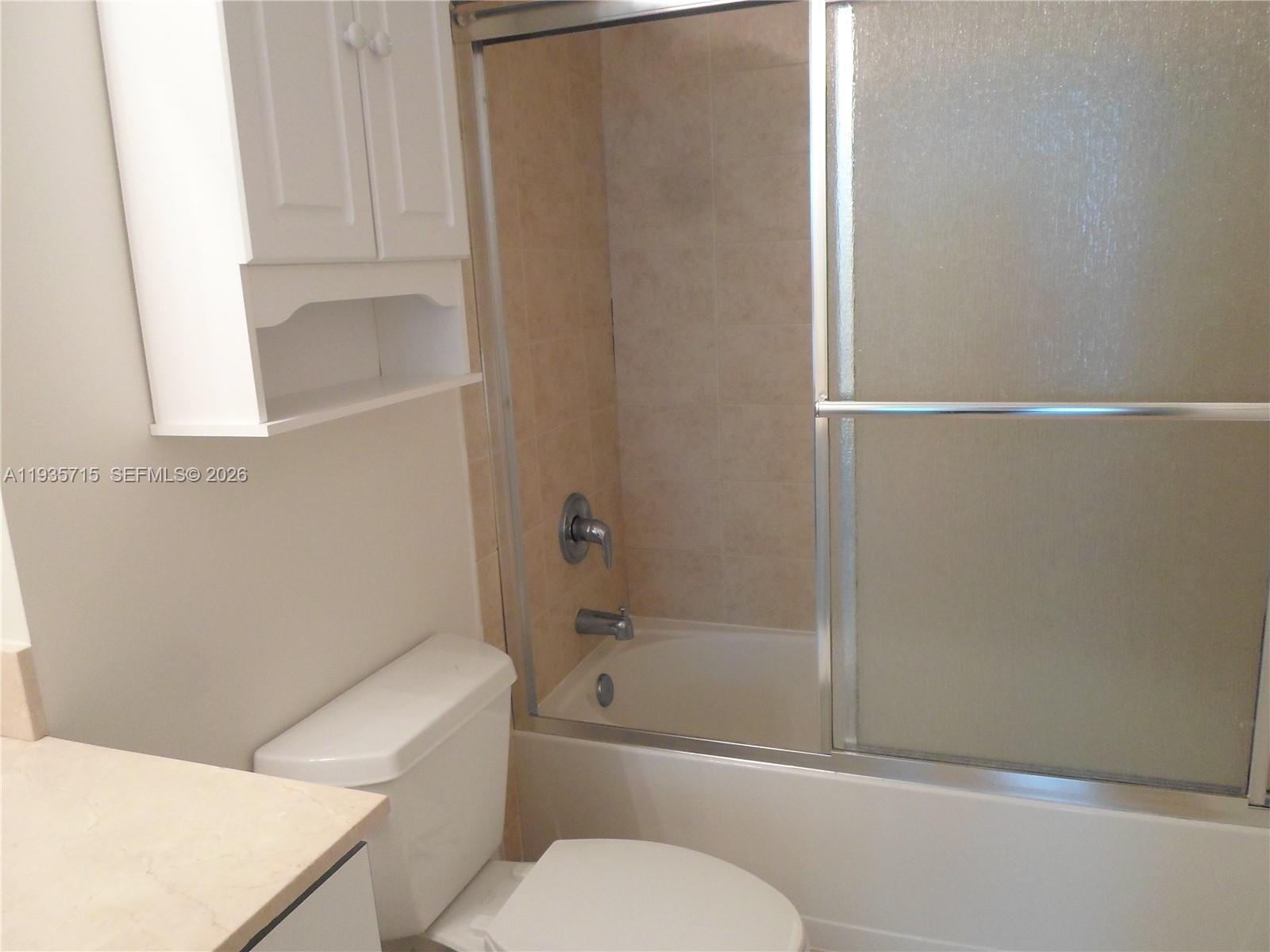 9066 SW 73rd Ct #1910 Miami, FL 33156