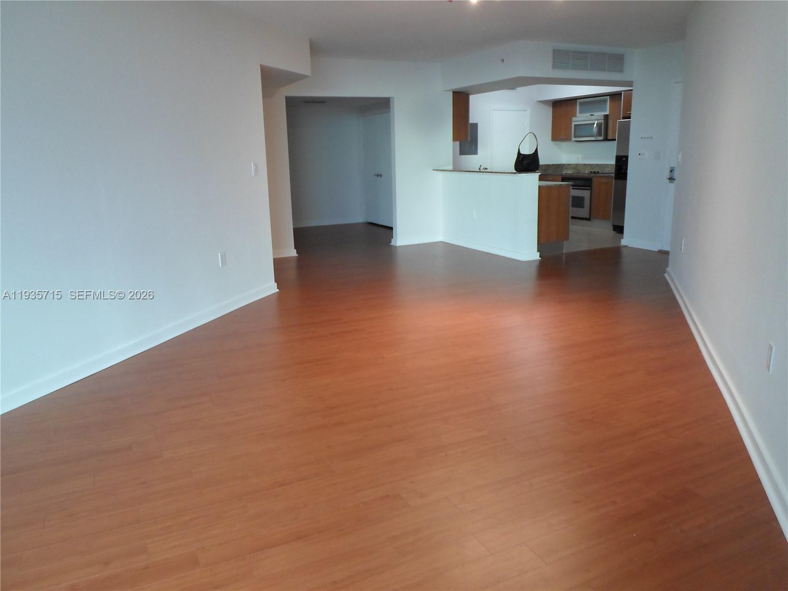 9066 SW 73rd Ct #1910 Miami, FL 33156