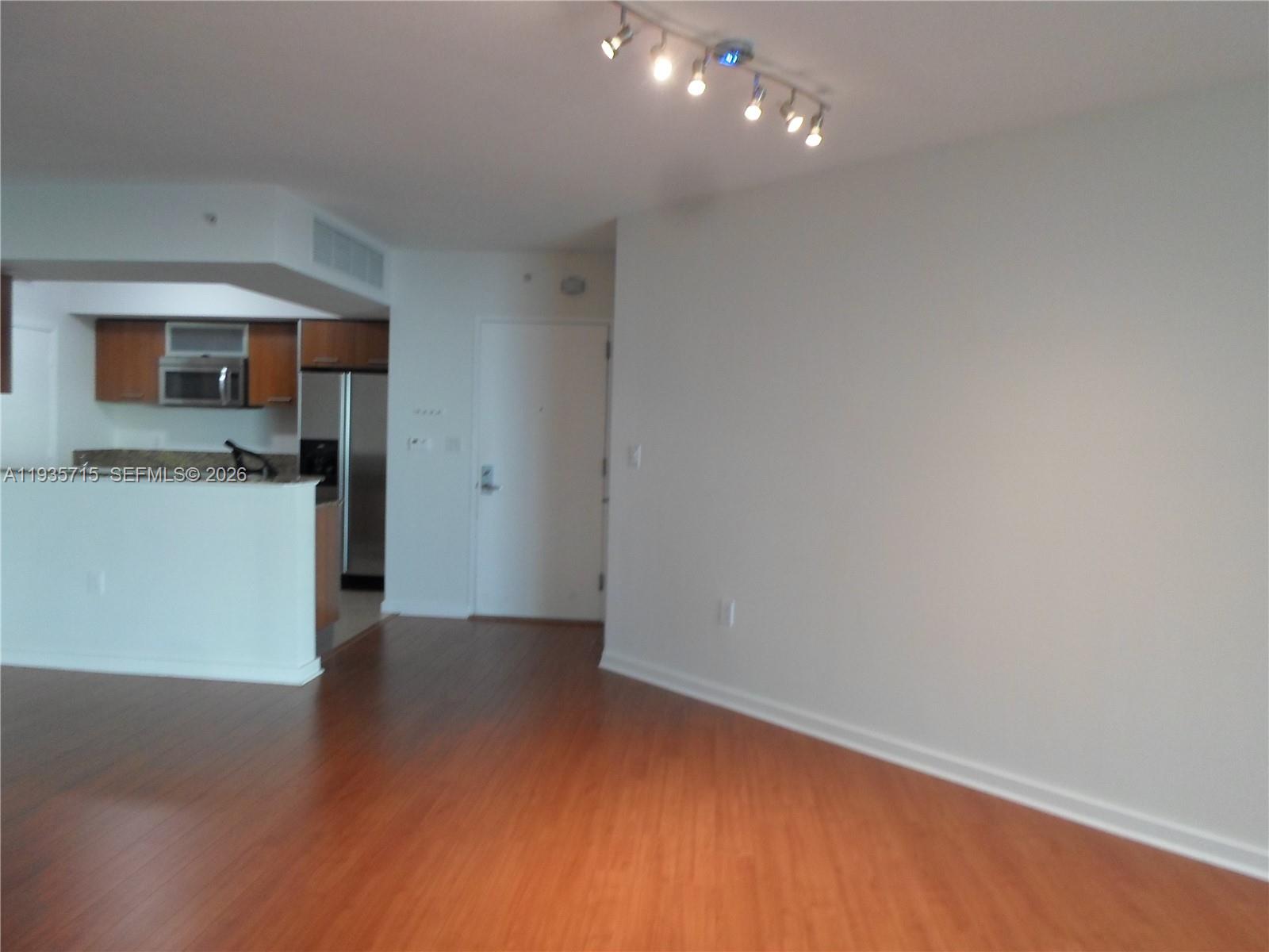 9066 SW 73rd Ct #1910 Miami, FL 33156