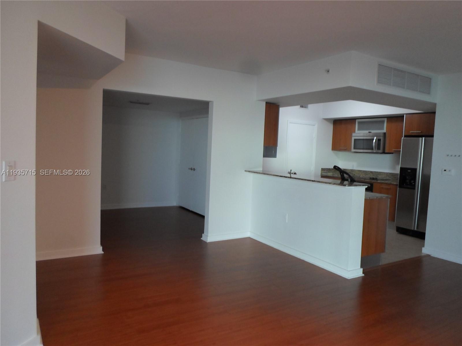 9066 SW 73rd Ct #1910 Miami, FL 33156