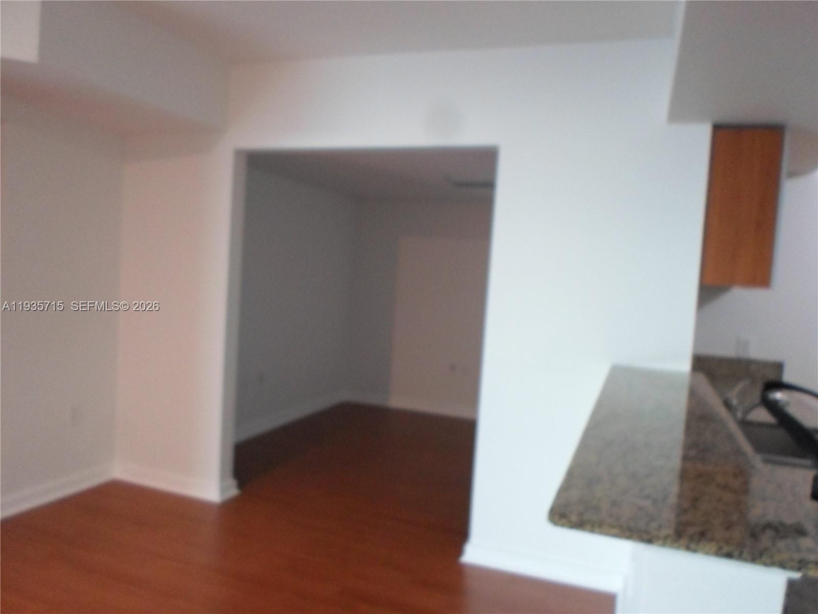 9066 SW 73rd Ct #1910 Miami, FL 33156