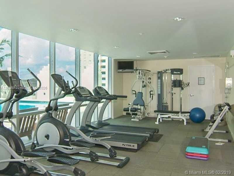 9066 SW 73rd Ct #1910 Miami, FL 33156