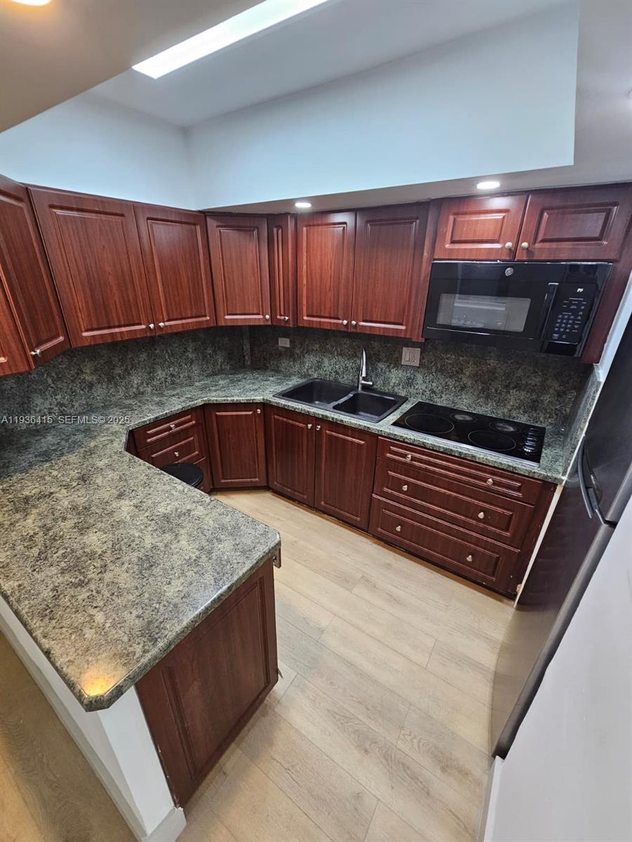 1408 Brickell Bay Dr #316 Miami, FL 33131