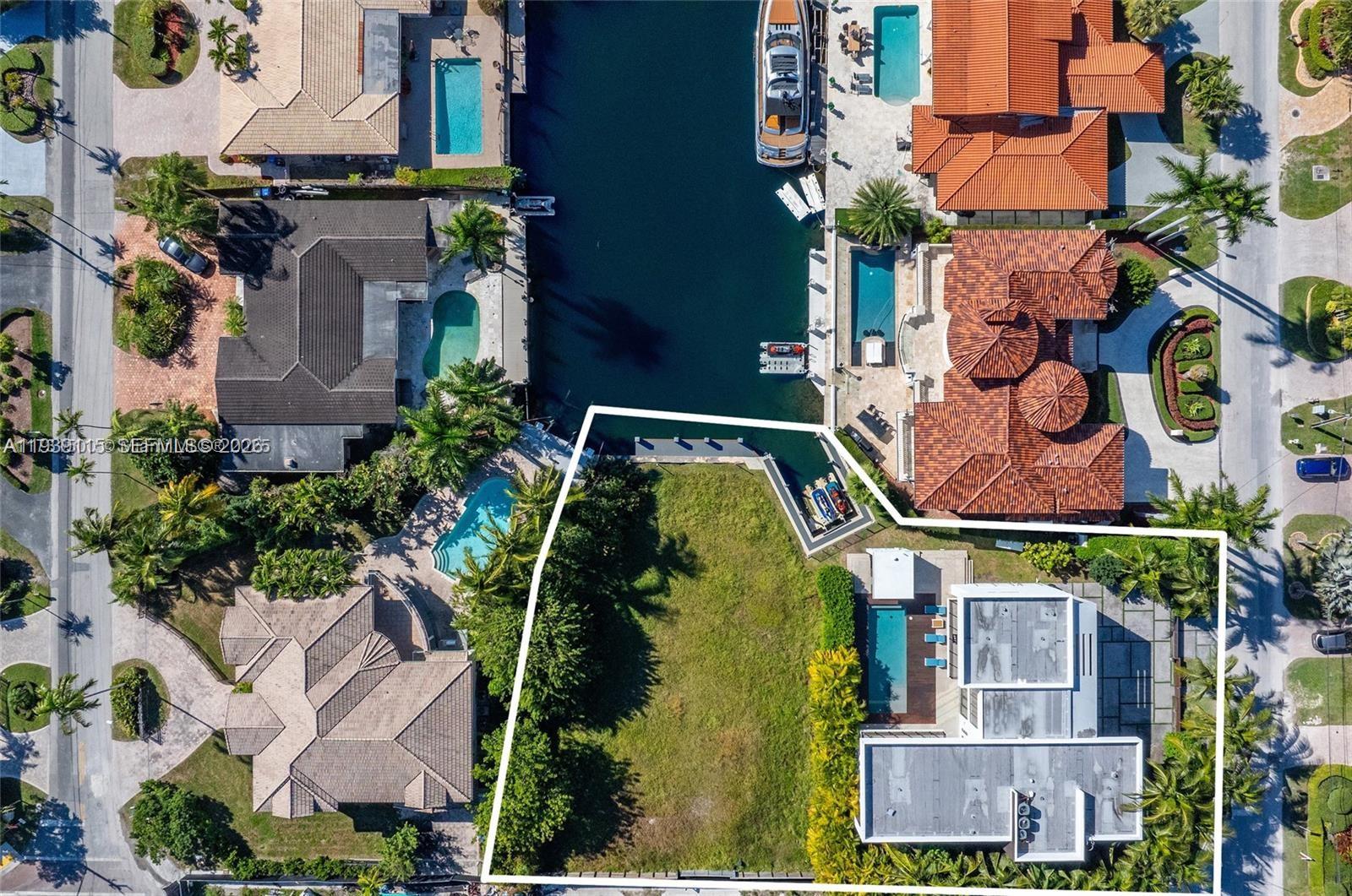 17050 NE 35th Ave North Miami Beach, FL 33160