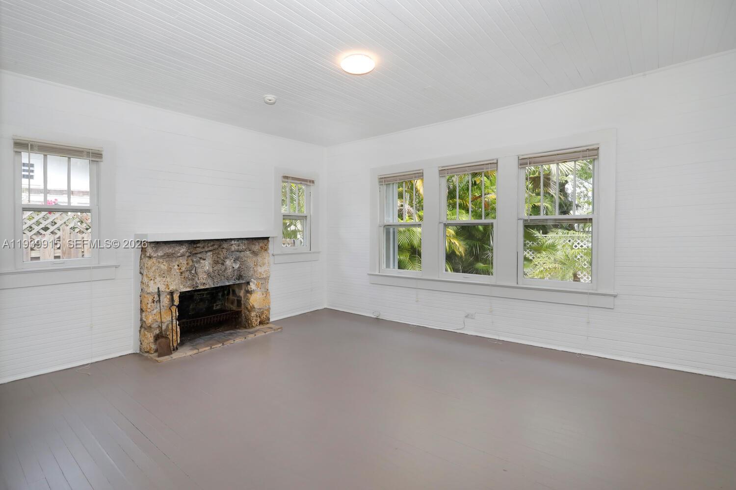 3660 Poinciana Ave Coconut Grove, FL 33133