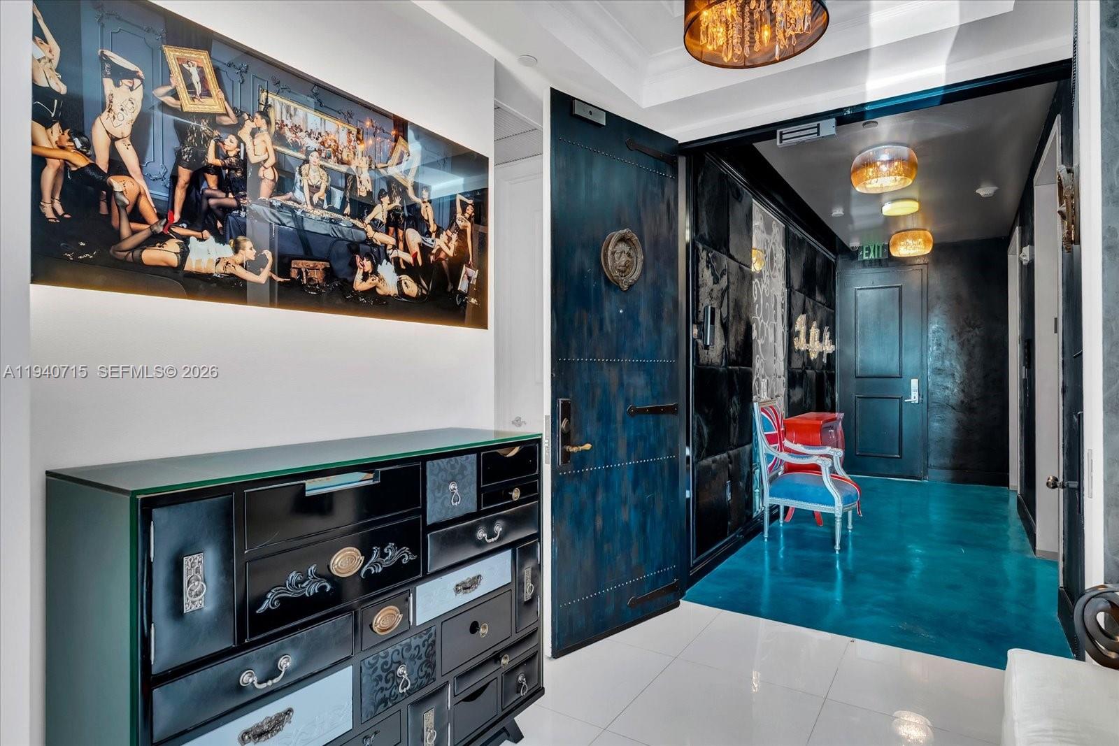 image Continuum On South Beach18