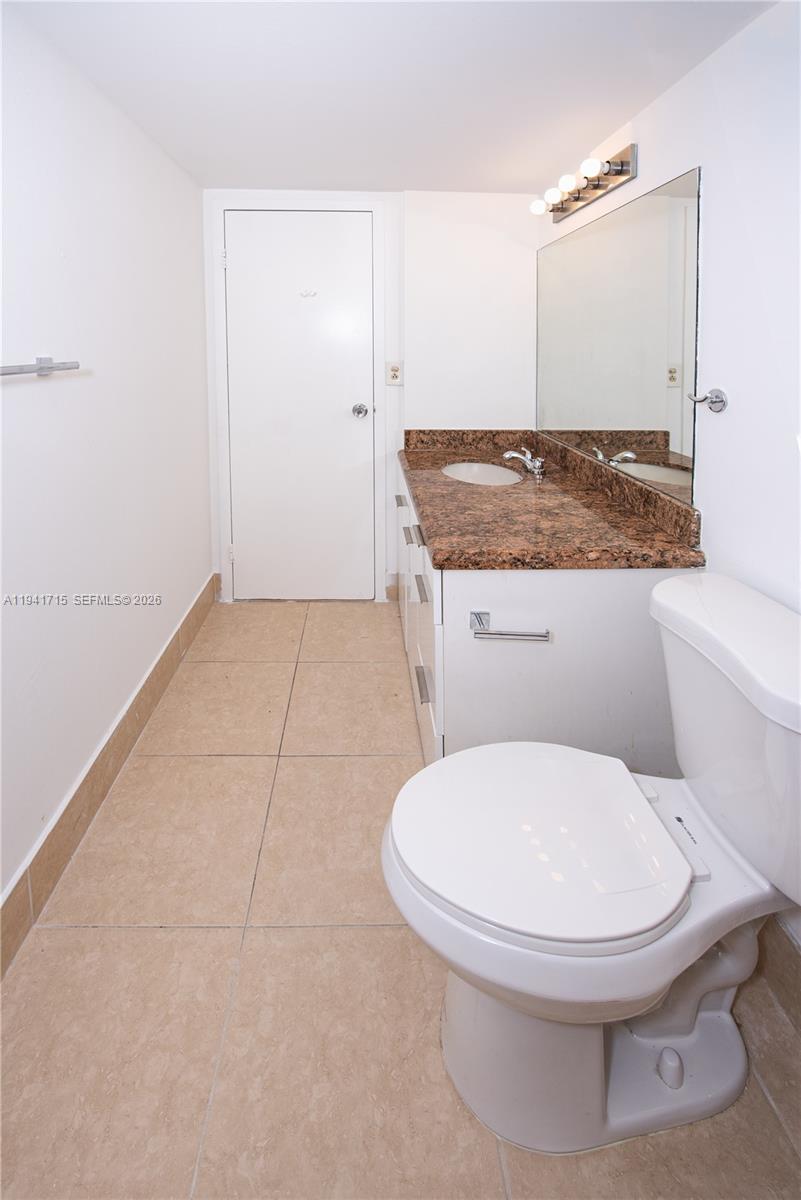 16950 W Dixie Hwy #B320 North Miami Beach, FL 33160