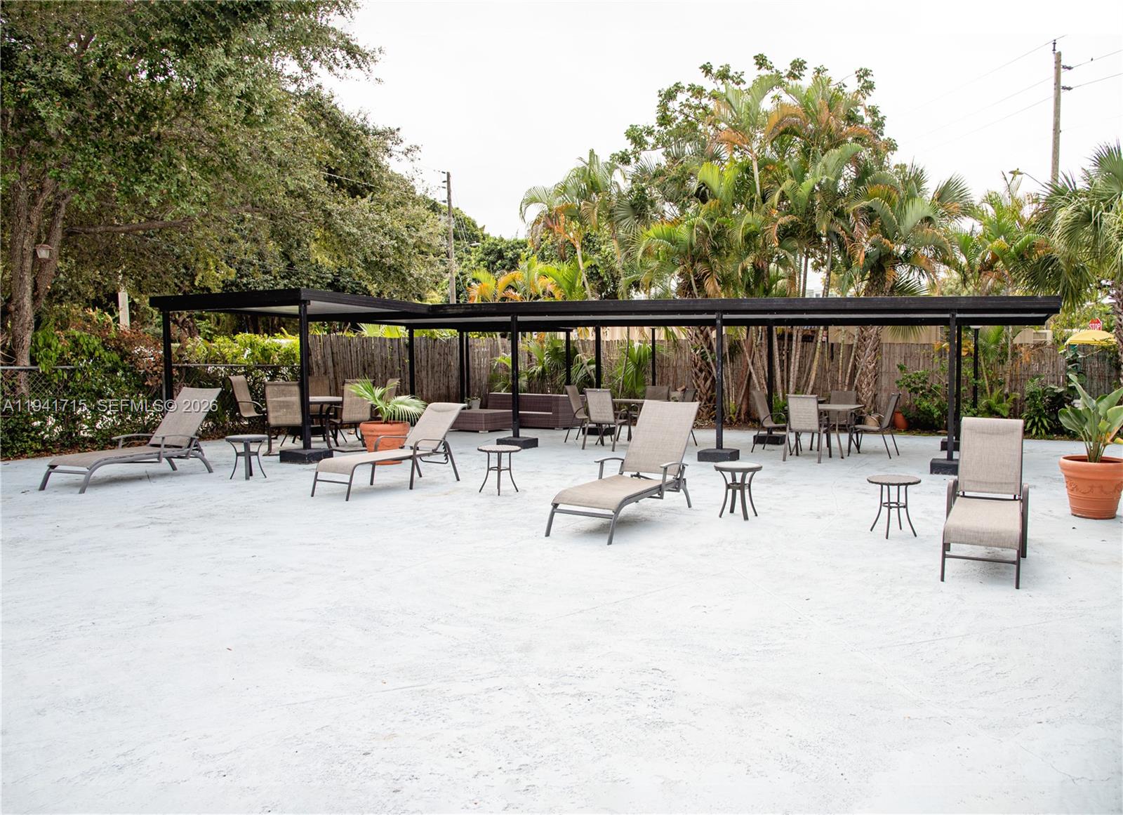 16950 W Dixie Hwy #B320 North Miami Beach, FL 33160