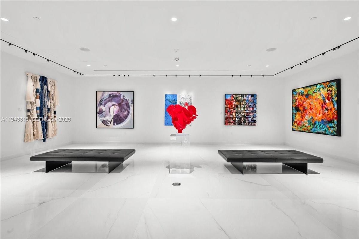 image Aston Martin Residences12